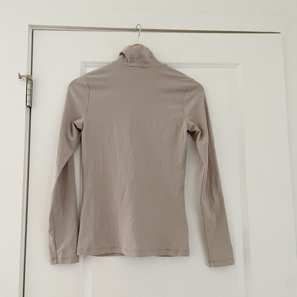 Standard James Perse Cotton Neutral Turtleneck Top Large - Picture 2 of 6